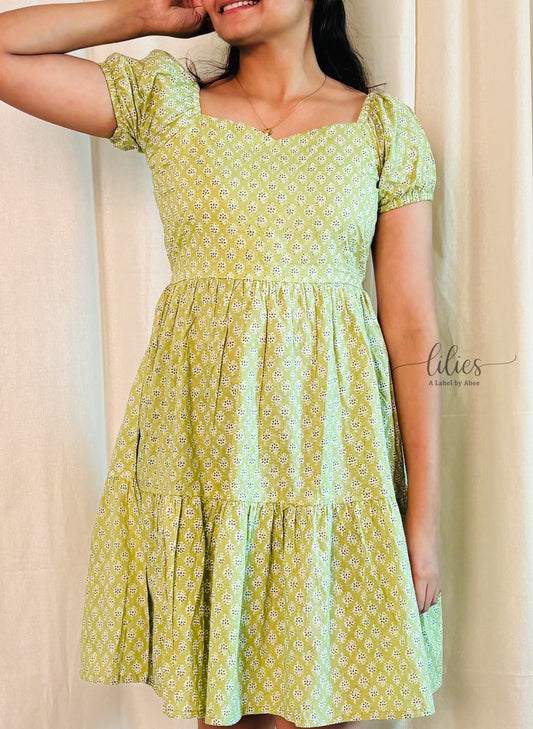 Flirt in Florals - Mint Green